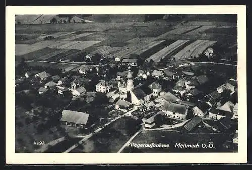 AK Mettmach /O.-Ö., Teilansicht mit Kirche, Fliegeraufnahme