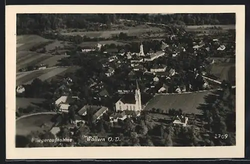 AK Wallern /O.-D., Teilansicht mit Kirche, Fliegeraufnahme
