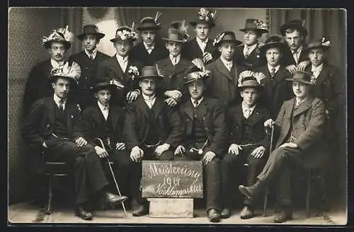 AK Vöcklamarkt, Gruppenbild Musterung 1914