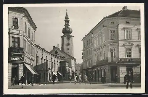 AK Wels, Pfarrgasse mit Blick zur Kirche