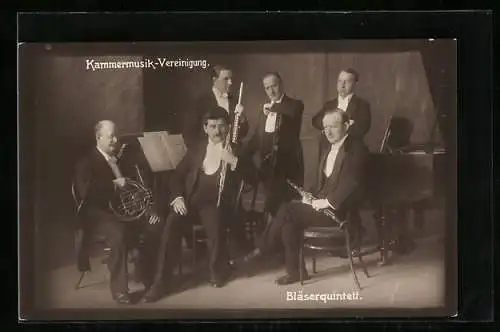 AK Kammermusik-Vereinigung mit Blasinstrument
