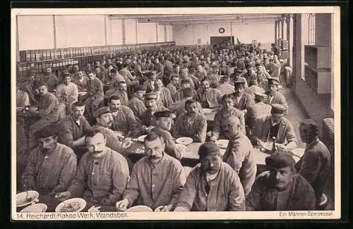 AK Hamburg-Wandsbek, Mittagspause im Männer-Speisesaal von Reicherts Kakao-Werk