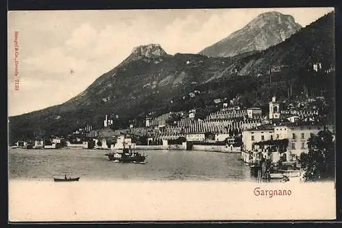 AK Gargnano, Blick vom Gardasee zum Ort