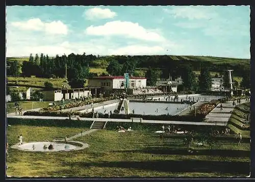 AK Kitzingen /Main, Schwimmbad im Sonnenschein