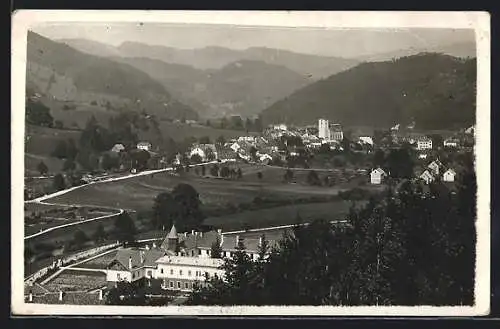 AK Türnitz, Erholungsheim Auhof und Ortschaft vom Berg aus gesehen
