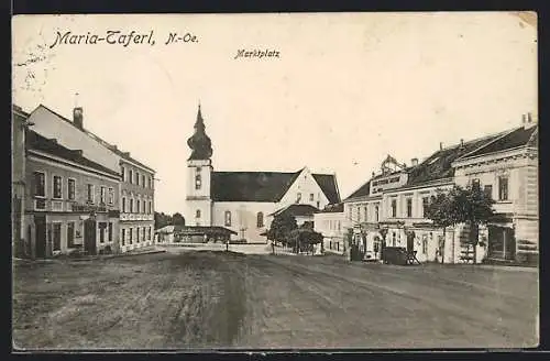 AK Maria-Taferl, Marktplatz mit Blick auf Kirche und Häuser