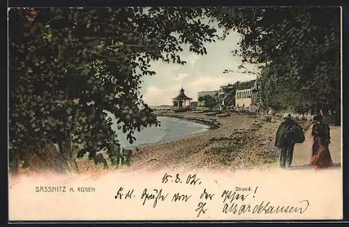 AK Sassnitz auf Rügen, Spaziergänger am Strand