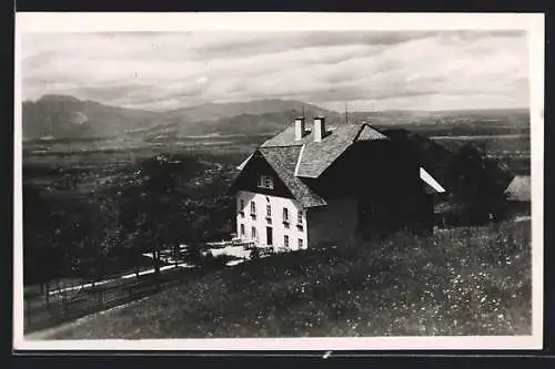 AK Gaisberg-Rosenhof, Der Gasthof gegen die Berglandschaft