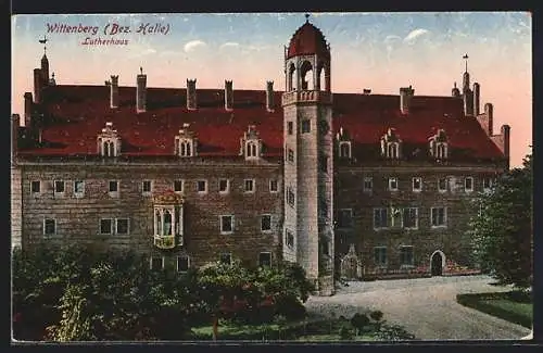 AK Wittenberg /Halle, Blick auf das Lutherhaus