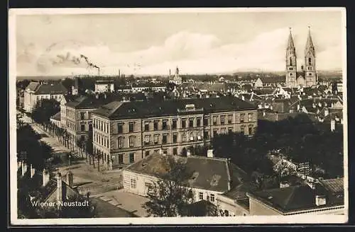 AK Wiener-Neustadt, Teilansicht mit Kirche und Strassenpartie