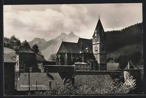 AK Eisenerz, Pfarrkirche mit Bergspitzen