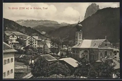 AK St. Ulrich in Gröden, Ortsansicht mit Kirche