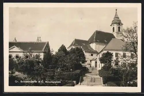 AK Gr. Schweinbarth, Kirchenplatz