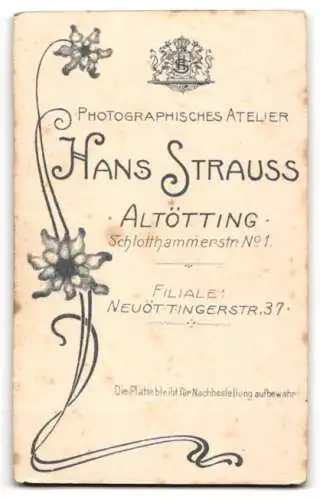 Fotografie Hans Strauss, Altötting, Schlotthammerstr. 1, Neuöttingerstr. 37, Junge Dame mit zurückgebundenem Haar