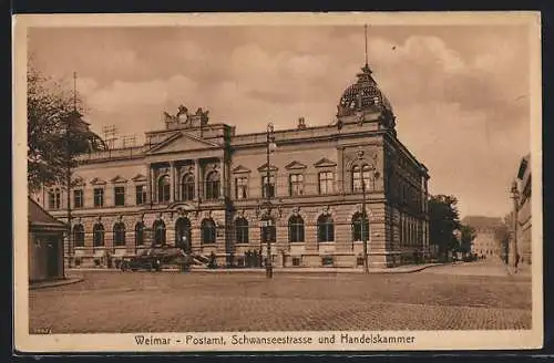 AK Weimar / Thüringen, Schwanseestrasse mit Postamt & Handelskammer