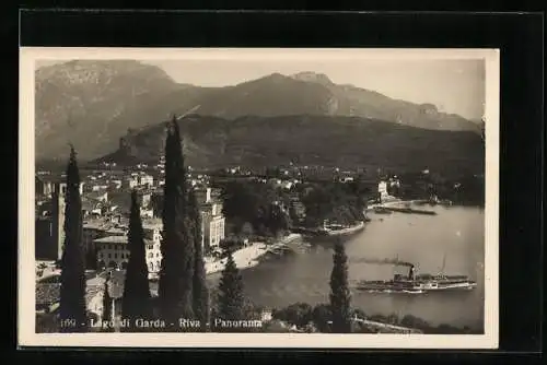 AK Riva /Lago di Garda, Panorama, Piroscafo