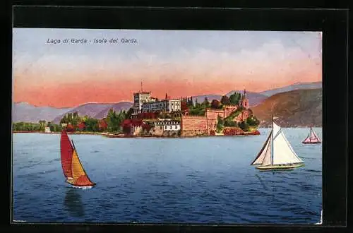 AK Isola del Garda, Panorama mit Villa, Segelboote bei Abendstimmung