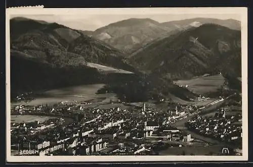 AK Leoben, Gesamtansicht gegen die Berge