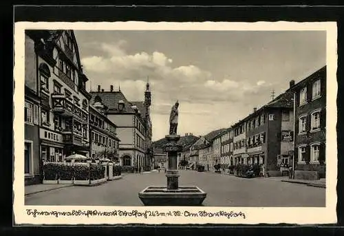 AK Wolfach i. Kinzigtal, Marktplatz mit Hotel und Gasthaus