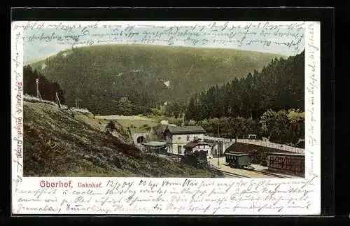 AK Oberhof / Thüringen, Bahnhof mit Güterwagen