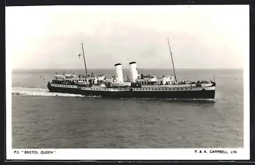 AK P.S. Bristol Queen fährt auf dem Meer mit Passagieren an Deck, P. & A. Campbell`s LTD., Passagierschiff