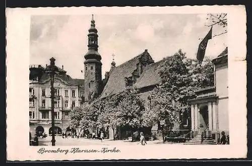 AK Bromberg, Klarissen-Kirche, ein paar Passanten