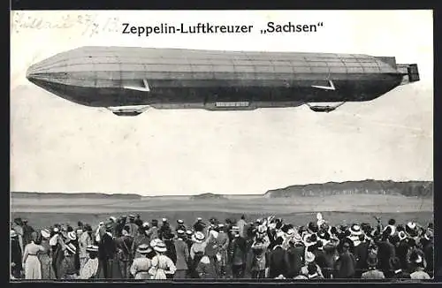 AK Zeppelin-Luftkreuzer Sachsen in der Luft