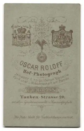 Fotografie Oscar Roloff, Berlin, Tauben-Strasse 20, Dame mit Dutt im Profil