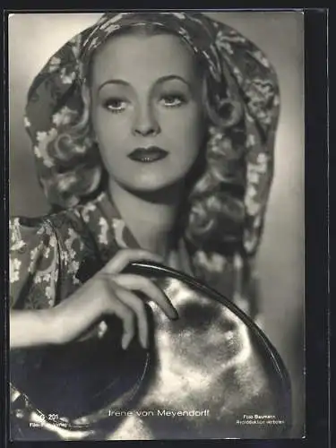 AK Schauspielerin Irene von Meyendorff in schwarzweiss fotografiert