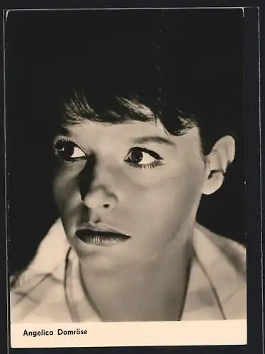 AK Schauspielerin Angelica Domröse in Nahaufnahme
