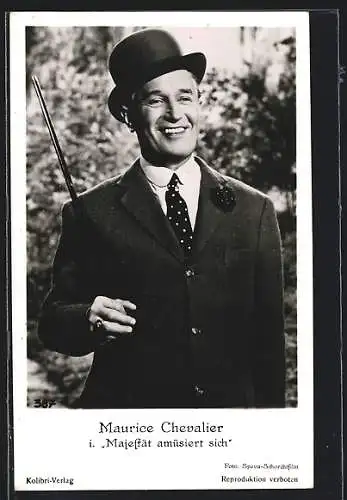 AK Schauspieler Maurice Chevalier, Szene aus  Majestät amüsiert sich mit Stock und Hut