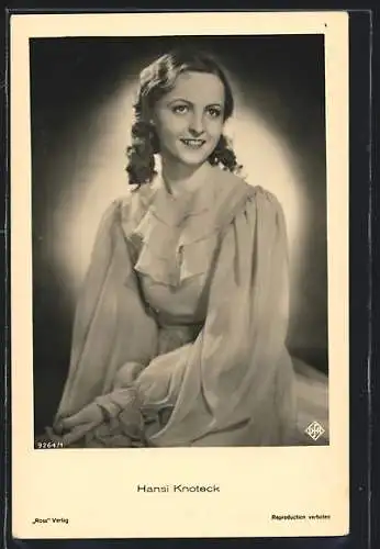 AK Schauspielerin Hansi Knoteck im Chiffonkleid