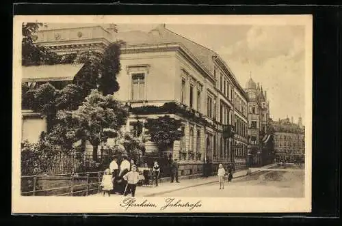 AK Pforzheim, Anwohner an der Jahnstrasse
