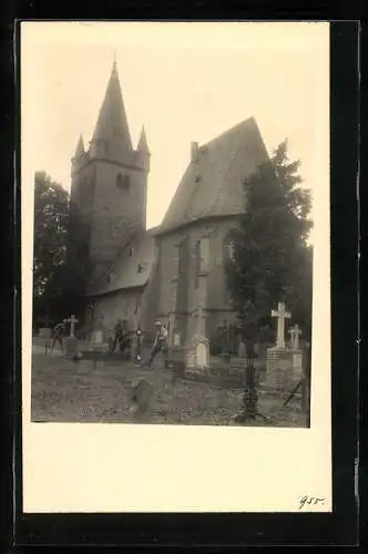 AK Breithardt, Friedhof und Kirche
