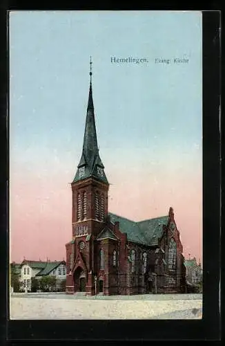 Goldfenster-AK Hemelingen, Evang. Kirche mit leuchtenden Fenstern