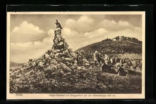 AK Rhön, Flieger-Denkmal mit Berggasthof auf der Wasserkuppe