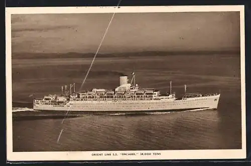 AK Passagierschiff RMS Orcades aus der Ferne, Orient Line