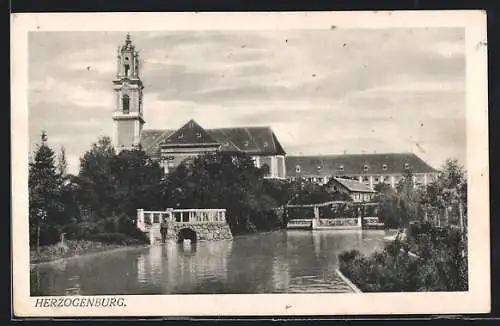 AK Herzogenburg, Blick auf die Kirche vom Wasser