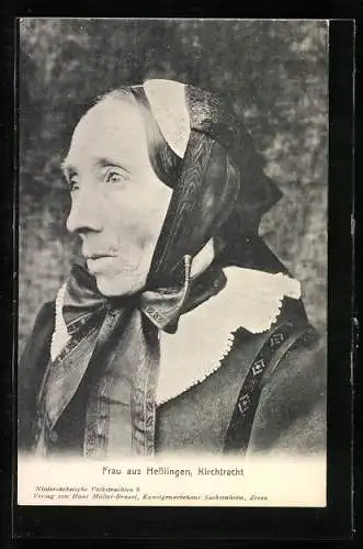 AK Heeslingen / Kr. Zeven, Frau in Kirchtracht