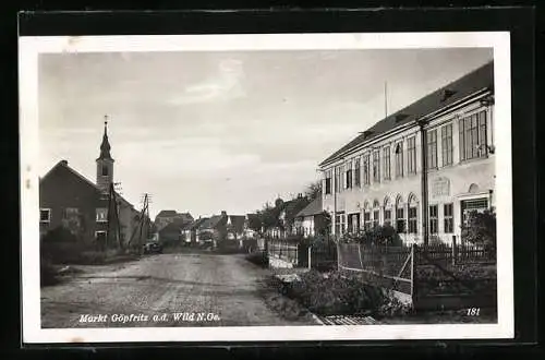 AK Göpfritz a. d. Wild, Strassenpartie und Volksschule