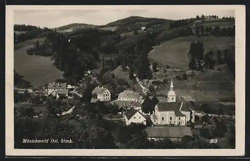 AK Mönichwald /Ost-Stmk., Ortsansicht vom Berg aus