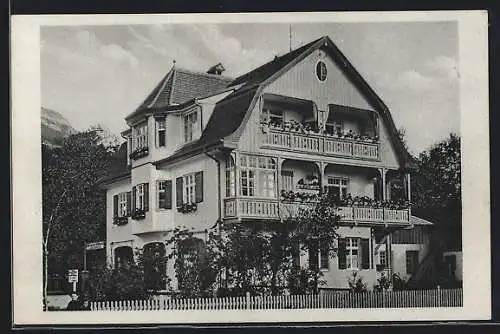 AK Partenkirchen, Blick auf das Haus Giglberger in der Bahnhofstrasse