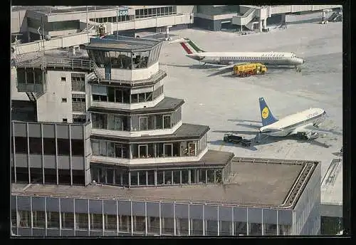 AK Frankfurt a. M., Flughafen Rhein-Main, in der Nähe des Kontrollturms eine Boeing 737 und eine DC-9