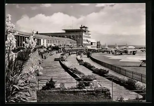 AK Stuttgart, Flughafen, Aussichtsterrasse und Flugzeug