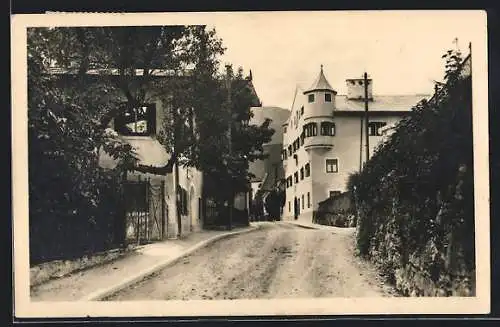 AK Bad Hofgastein, Partie auf einer unbefestigten Strasse