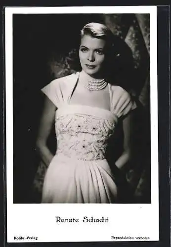 AK Schauspielerin Renate Schacht mit hinter dem Rücken verschränkten Armen