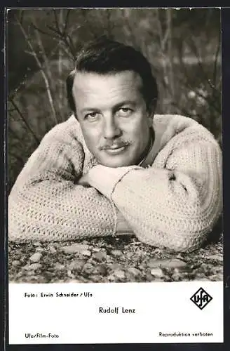 AK Schauspieler Rudolf Lenz im lässigen Pullover