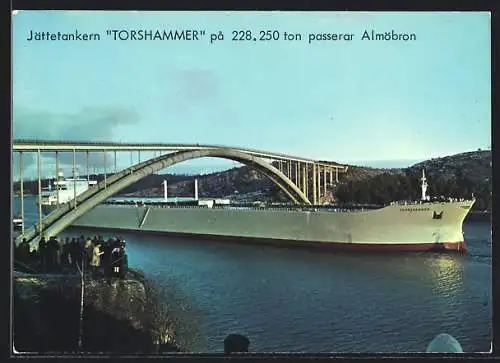AK Jättetankern Torshammer passerar Almöbron