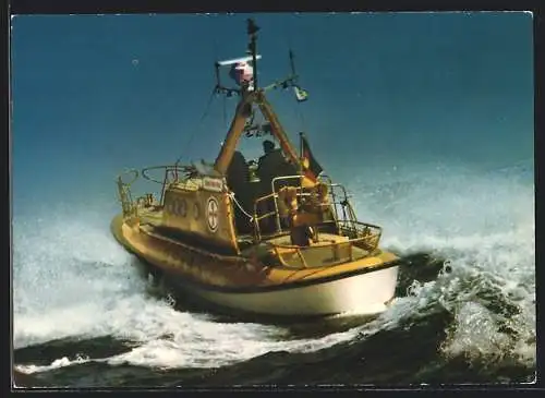 AK Strandrettungsboot Eduard Nebelthau im Einsatz