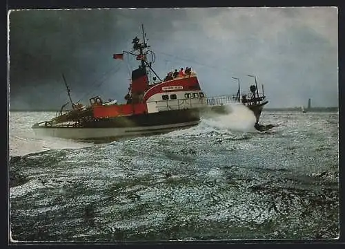 AK Seenotkreuzer Theodor Heuss im Einsatz